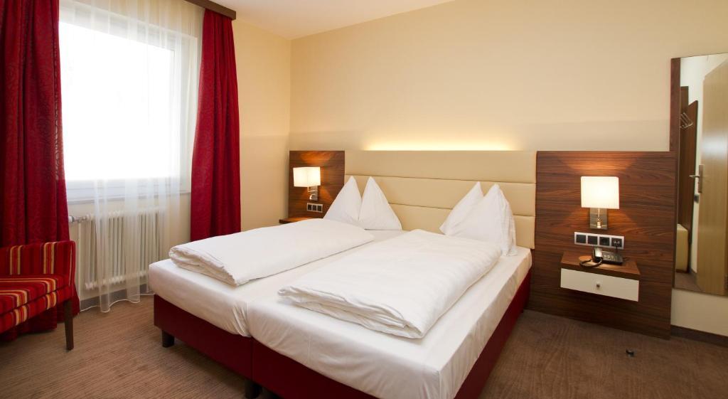 Schoenis-Landhotel Bad Mitterndorf Room photo